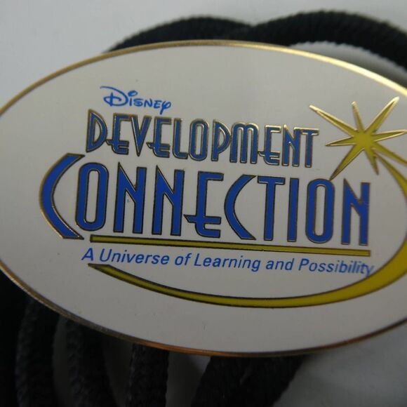 Disney 70563 Cast Member Development Connection Bolo Lanyard Learning I.D Holder - Picture 4 of 7